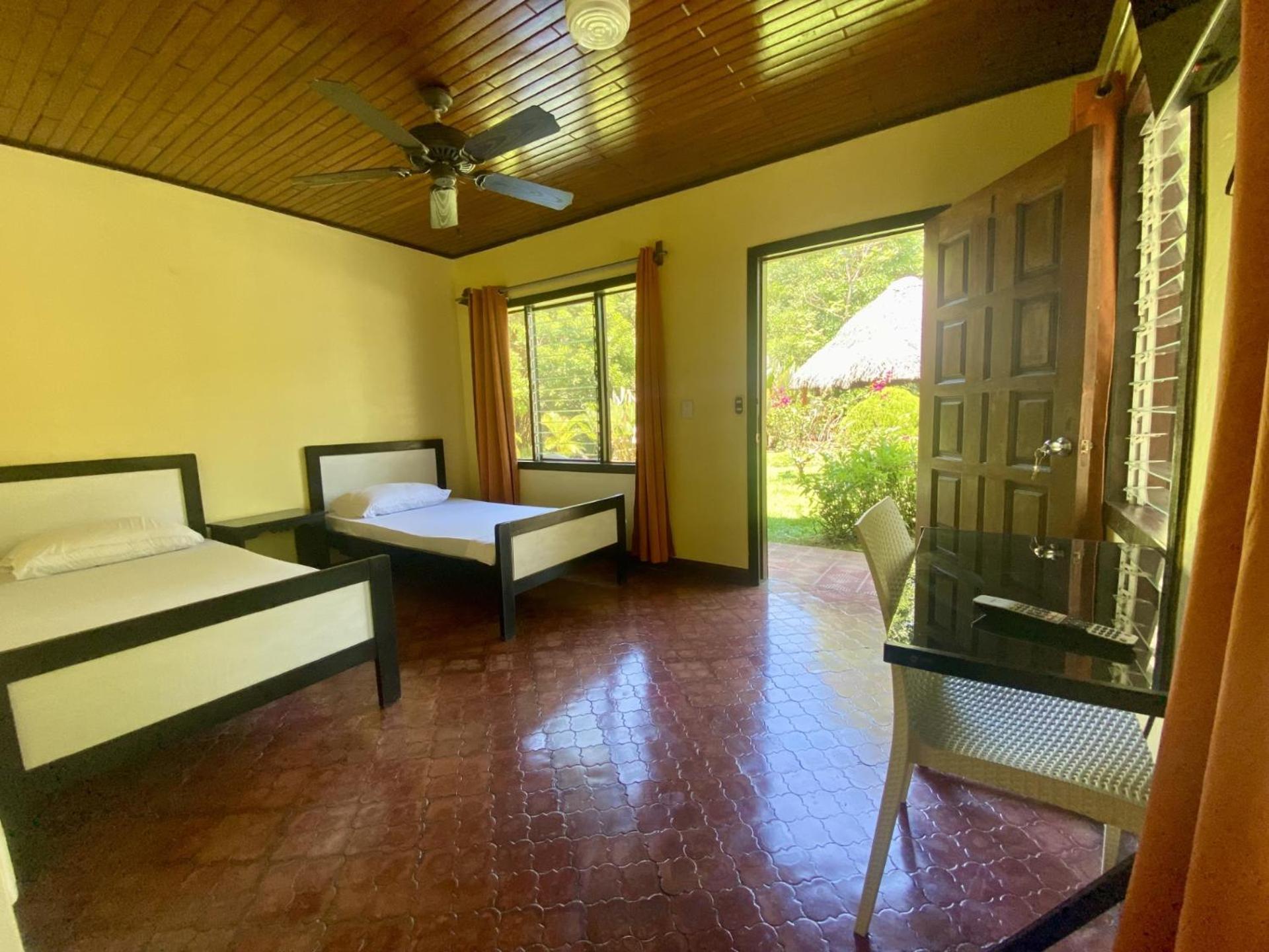 La Purruja Lodge Гольфито Экстерьер фото